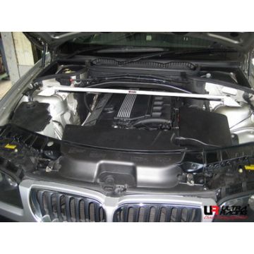 Rozpórka przednia (Front Upper Strut Bar)Ultra Racing BMW E83 X3 2.5 03+