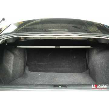 Rozpórka tylna górna (Rear Upper Strut Bar) Ultra Racing Audi A4 B5 95-00 1.8 2WD 2P