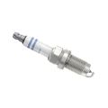 BOSCH Świeca zapłonowa irydowa 0 242 240 665 dla Audi A3 8P Seat Ibiza IV Skoda Fabia II VW Volkswagen Golf VI1.2 TSI 1.4 TFSI
