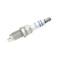 BOSCH Świeca zapłonowa irydowa 0 242 240 665 dla Audi A3 8P Seat Ibiza IV Skoda Fabia II VW Volkswagen Golf VI1.2 TSI 1.4 TFSI