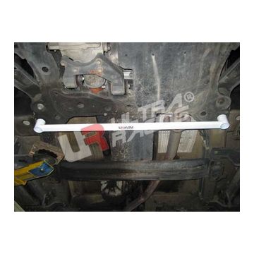 Rozpórka przednia dolna (Front Lower Tiebar) Ultra Racing Suzuki Grand Vitara J20A