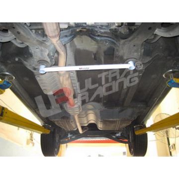 Rozpórka przednia dolna (Front Lower Tiebar) 656 Ultra Racing Hyundai Tucson 08+
