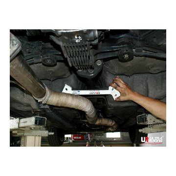 Rozpórka środkowa dolna (Mid Lower H-Brace) 780 Ultra Racing Toyota Supra MK IV 93-98