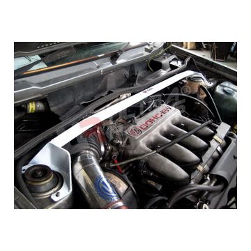 Rozpórka przednia (Front Upper Strut Bar)(Drilling Req.) Ultra Racing VW Golf I