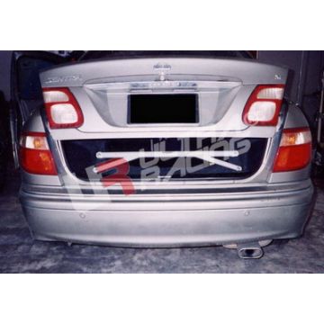 Rozpórka bagażnika (Rear Trunk Brace) Ultra Racing Nissan Almera 00-05 N16