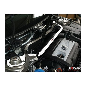 Rozpórka przednia (Front Strutbar) Ultra Racing VW Passat CC TSI / Golf R36 AWD 05-10