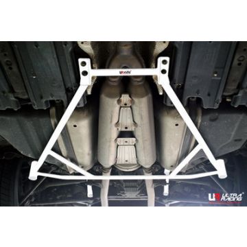Rozpórka tylna dolna (Rear Lower Brace) 1353 Ultra Racing Lexus LS 430 00-06