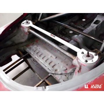 Rozpórka tylna górna (Rear Upper Strut Bar) 1531 Ultra Racing Mazda RX7 FD 93-97