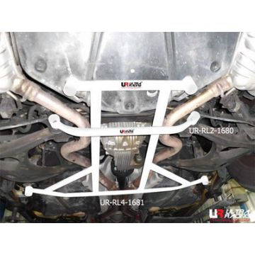 Rozpórka tylna dolna (Rear Lower Bar) Ultra Racing Mercedes R-Class W251/W350 07+ 3.5
