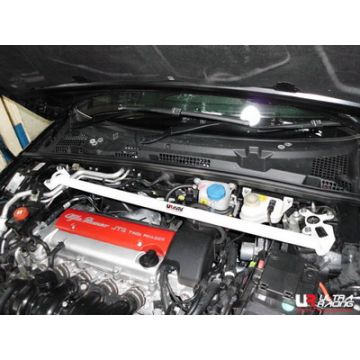Rozpórka przednia (Front Upper Strut Bar)Ultra Racing Alfa Romeo 159 05+ / Brera