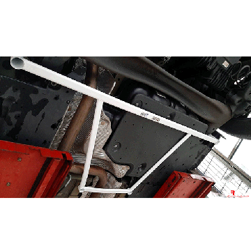 Rozpórka tylna dolna (Rear Lower Bar) (4016-A) Ultra Racing Peugeot 3008 (P84)1.6 2WD 16+