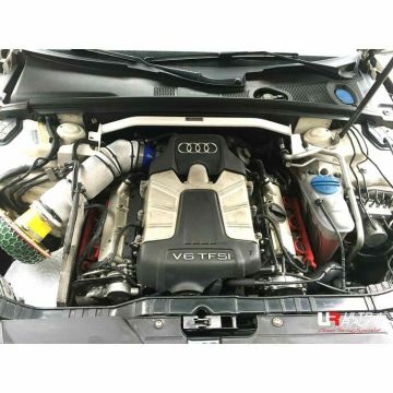 Rozpórka przednia (Front Upper Strut Bar)Ultra Racing Audi S4 B8 3.0 4WD