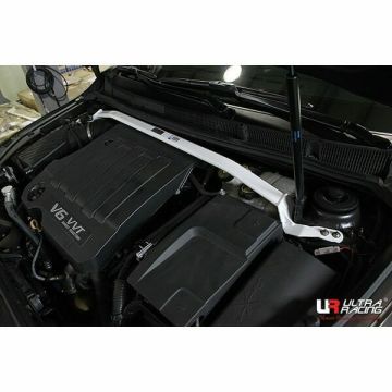 Rozpórka przednia (Front Upper Strut)bar(2648 Ultra Racing Chevrolet Alpheon 3.0 2WD 10-16