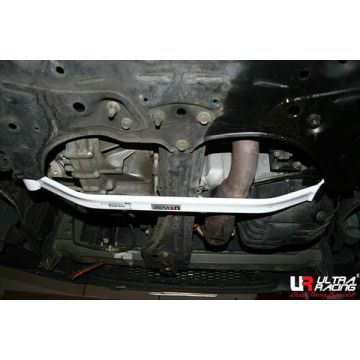 Rozpórka przednia dolna (Front Lower Tiebar) (2464) Ultra Racing Scion TC (AT10) 2.4 2WD 05-10