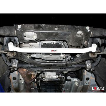 Rozpórka przednia dolna (Front Lower Tiebar) (3623) Ultra Racing Mercedes W212 E250D/E300 2.5D/3.0 4WD FL 13-16