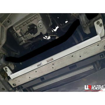 Rozpórka przednia dolna (Front Lower Tiebar) (3999) Ultra Racing Infiniti Q50 S (V37) 2.0T 2WD FL 16+