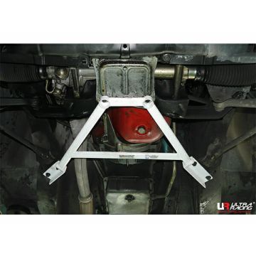 Rozpórka przednia dolna (Front Lower Brace) Ultra Racing Volvo 940 90-98