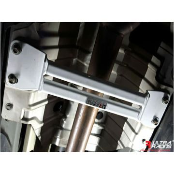 Rozpórka środkowa (Mid Lower Brace) (3817) Ultra Racing Infiniti Q50 (V37) 3.5 Hybrid 14+/Q50 S 2.0T 16+  2WD