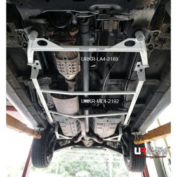 Rozpórka środkowa (Mid Lower Brace) (2192) Ultra Racing Hyundai Santa Fe (CM) 2.2D 07-13/Veracruz 3.0D 07-15 4WD
