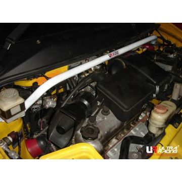 Rozpórka przednia (Front Upper Strut Bar)(363) Ultra Racing Mitsubishi Triton L200 (KJ) 2.4D 2WD/4WD FL 15+