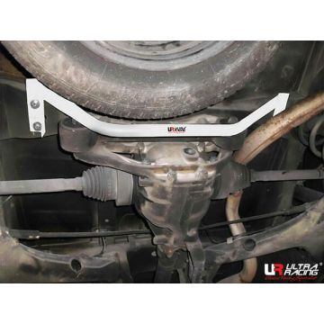 Rozpórka tylna dolna (Rear Lower Brace) Ultra Racing Mercedes VITO 3.0 03-14 2WD