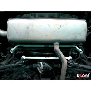 Rozpórka tylna dolna (Rear Lower Bar) (3734) Ultra Racing Land Rover Freelander 2 (L359) 2.2D 2WD 06-14