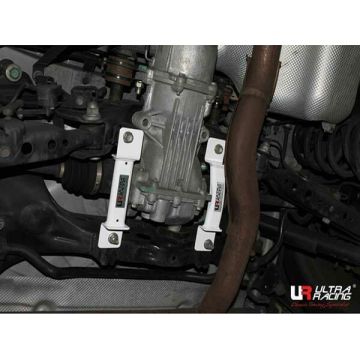 Rozpórka tylna dolna (Rear Lower Bar) (2684P) Ultra Racing Renault Samsung QM5 2.0D 2WD/4WD 07-17