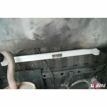 Rozpórka tylna dolna (Rear Lower Bar) (3107) Ultra Racing Suzuki Jimny (SJ30) 1.3 4WD MT 81-98
