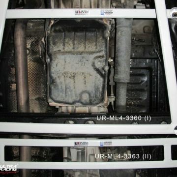 Rozpórka środkowa (Mid Lower Brace) (3363) Ultra Racing Toyota Fortuner (AN150) 2.8D 4WD 15+