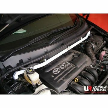 Rozpórka przednia (Front Upper Strut Bar)(135) Ultra Racing Lexus LS 430 (XF30) 4.3 V8 2WD 00-06