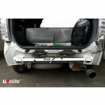 Rozpórka tylna (Rear Torsion Bar) (924) Ultra Racing Toyota Wish (AE10) 1.8 2WD 03-09