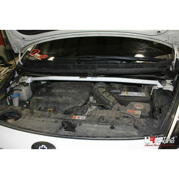 Rozpórka przednia (Front Upper Strut Bar)(3016) Ultra Racing Kia Carens (RP) 1.7D 2WD 13+