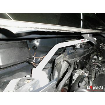 Rozpórka przednia (Front Upper Strut Bar)(3535) Ultra Racing Volkswagen Sharan (TYP 7N) 2.0 TDI 10+