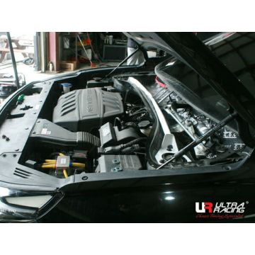 Rozpórka przednia (Front Upper Strut Bar)(4140) Ultra Racing Hyundai Santa Fe (TM) 2.2D/2.4 2WD 19+