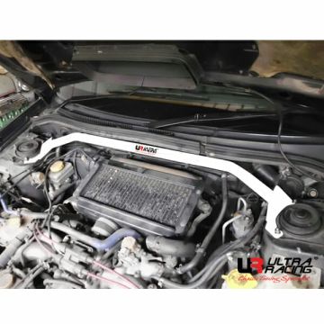 Rozpórka przednia (Front Upper Strut Bar)(2994) Ultra Racing Subaru Forester (SG5) 2.0T 4WD 02-08
